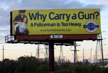 оружие и полицейский