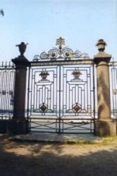 gate